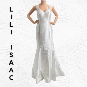 Lili Issac Sleeveless Off-White Wedding Dress Size 6